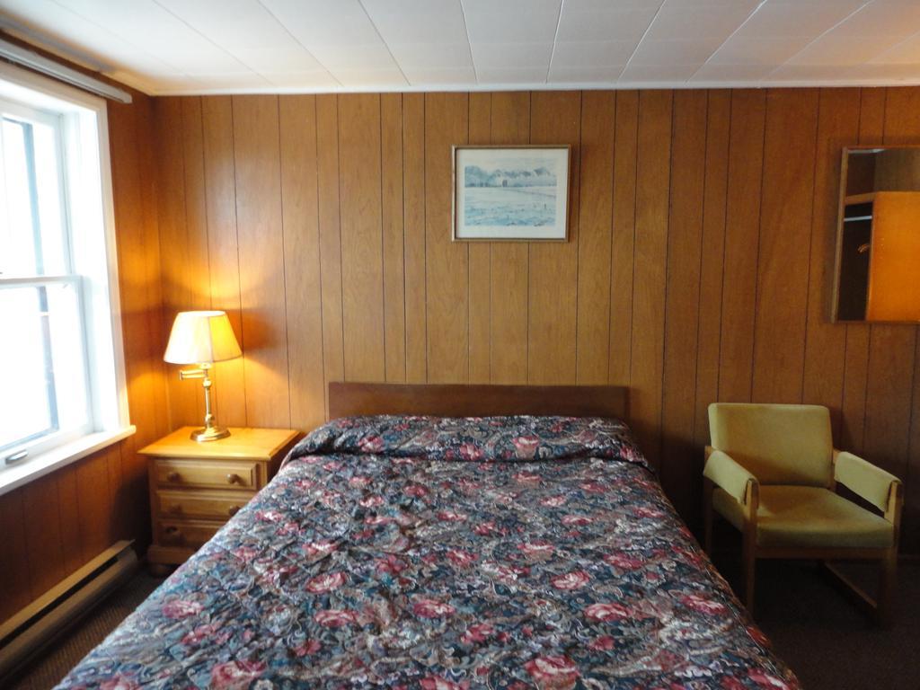Hipwell'S Motel Fonthill Habitación foto